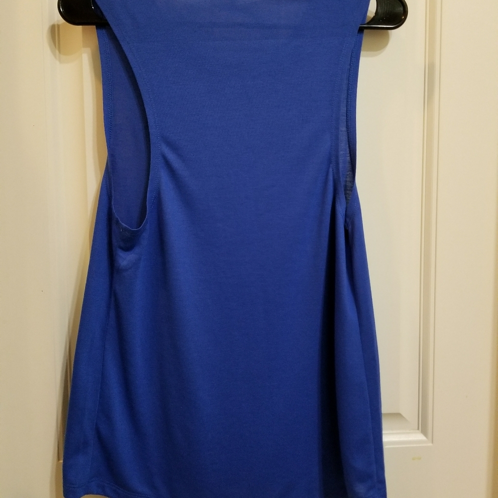 Muscle Tank - Picture 2 of 4